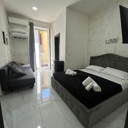 Terrazza Luxury Valentino Apartment Napoli Exterior foto