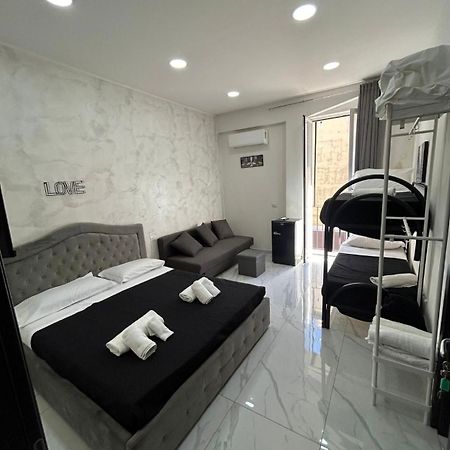 Terrazza Luxury Valentino Apartment Napoli Exterior foto